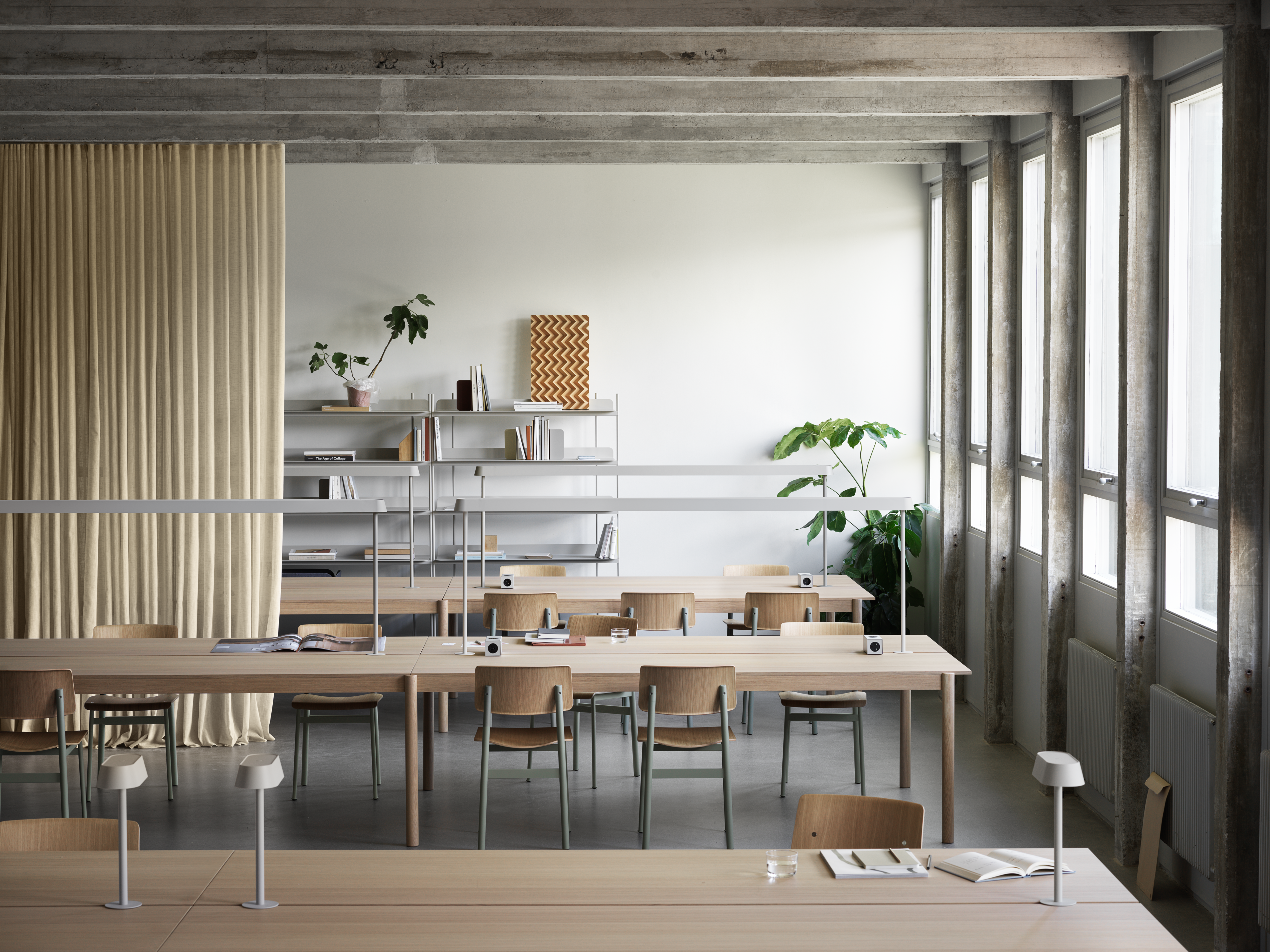 Linear System Modular Table Configuration 2 Oak