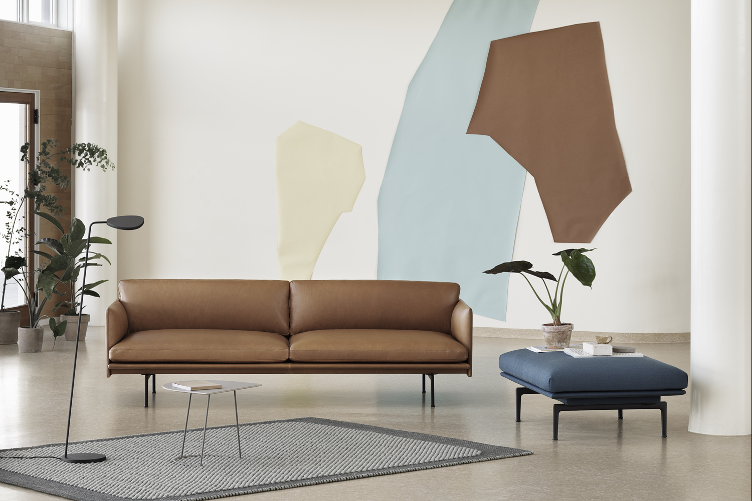 Outline-Refine-3-seater-pouf-pebble-airy-half-leaf-floor-muuto-org